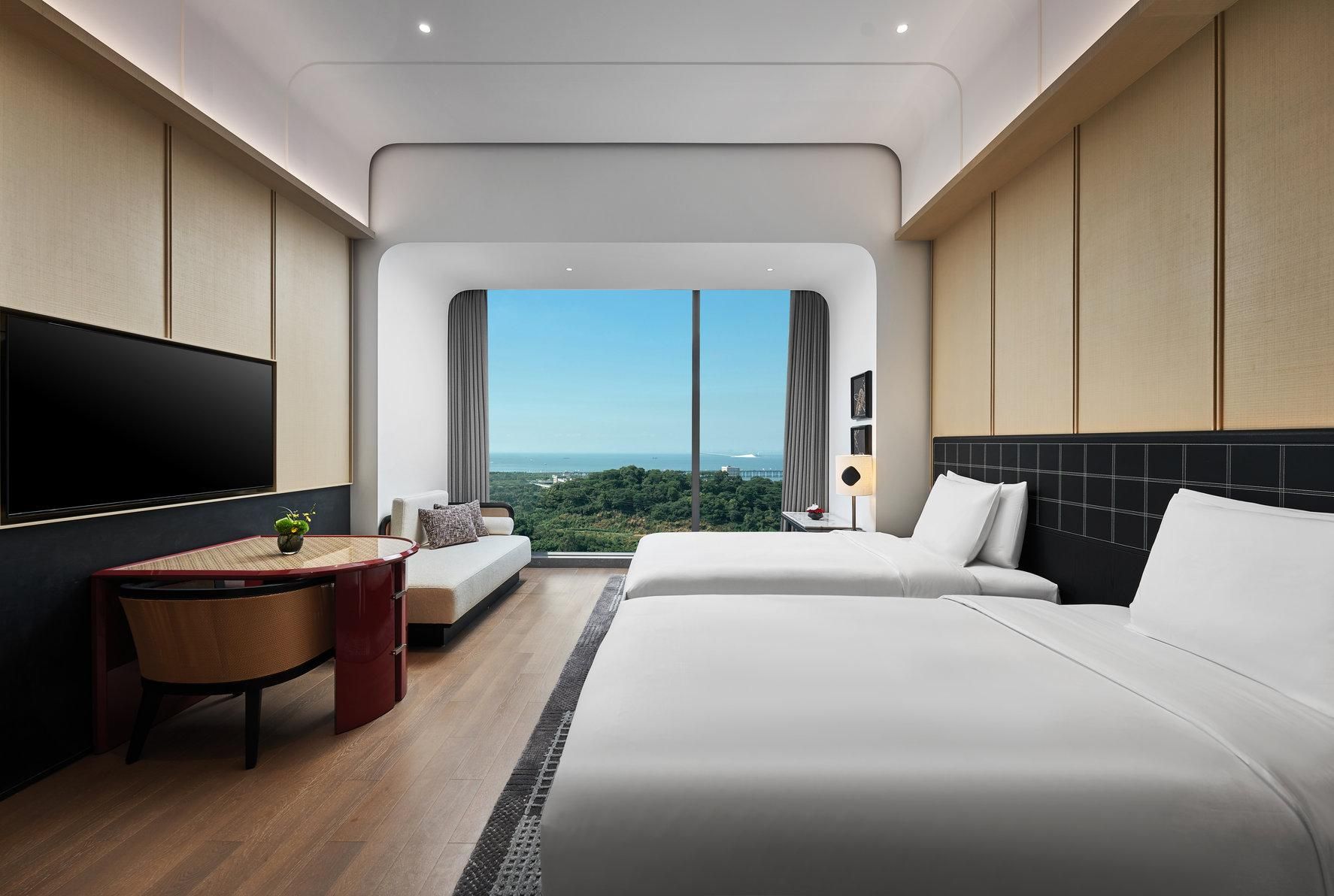 2 Double Standard Ocean View Lounge Access