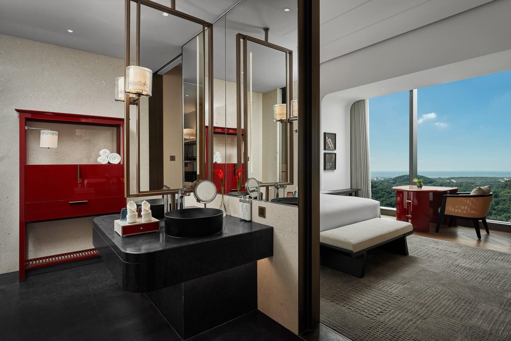 One Bedroom Suite Ocean View