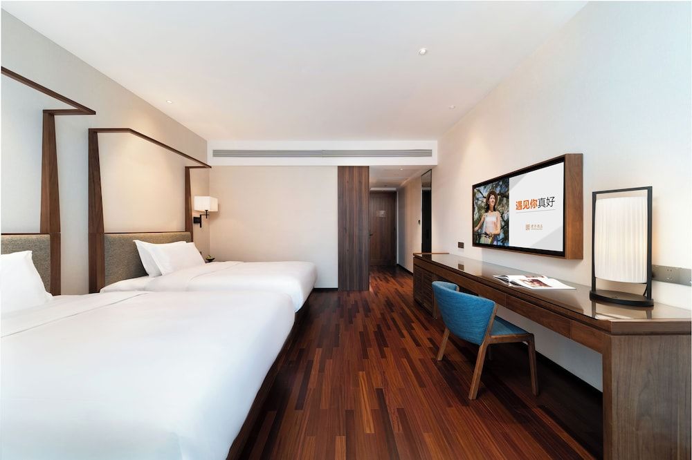 Business Twin Room, 2 Queen Beds, Non Smoking, City View
