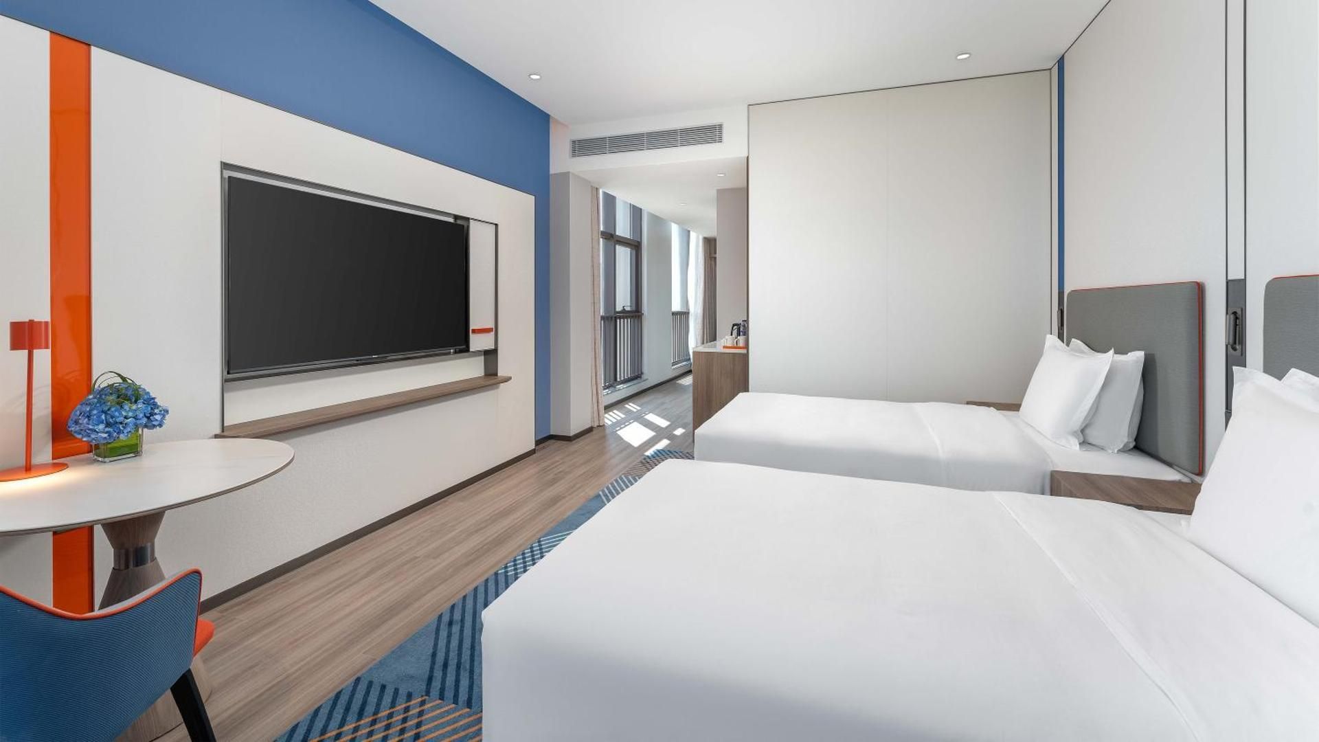 Standard Double Room with Two Double Beds - Extra Floor Space