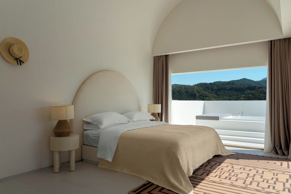 Luxury Double Room, Beach View