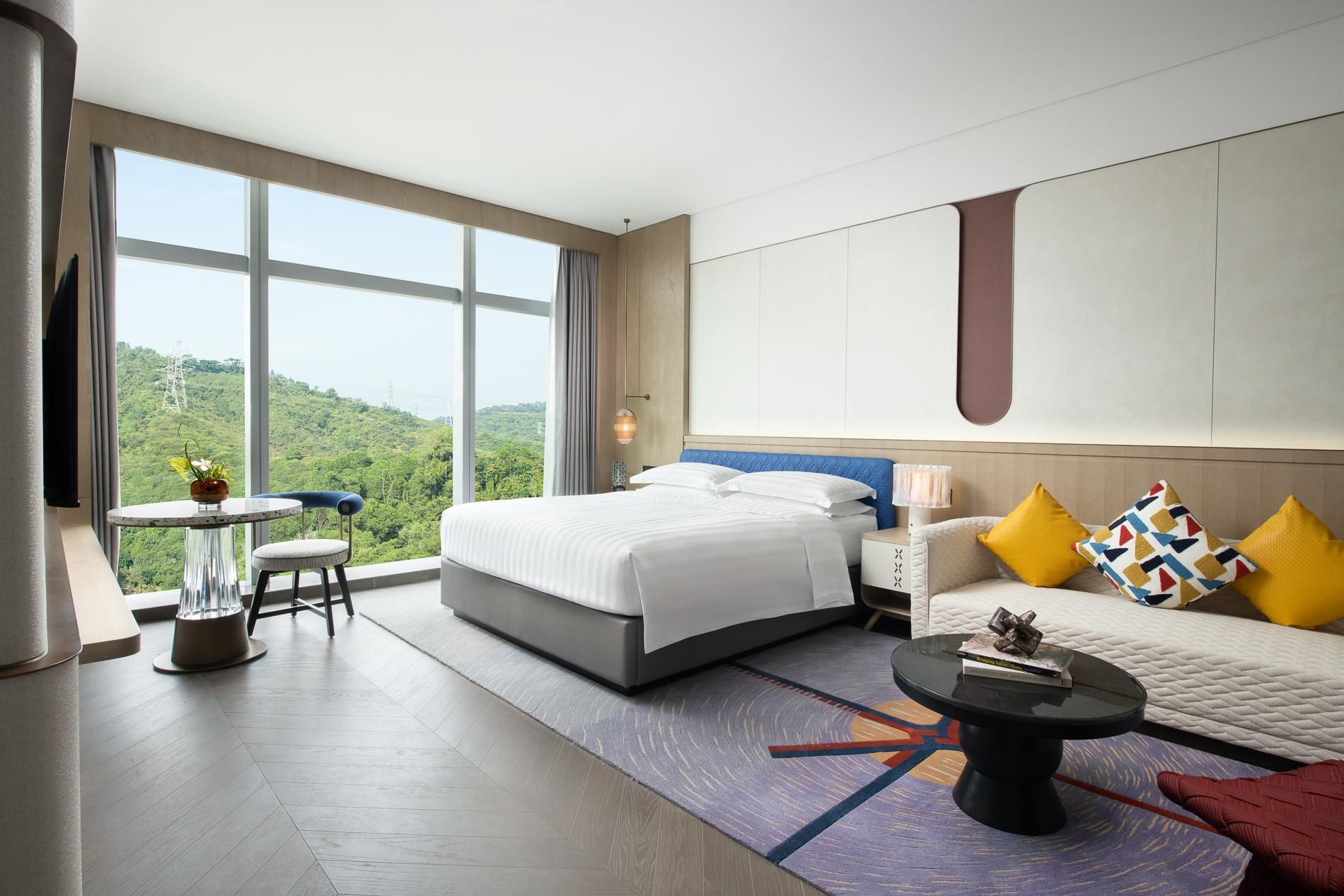 Deluxe Executive Room, M Lounge Access, 1 King Size Bed, Garden View