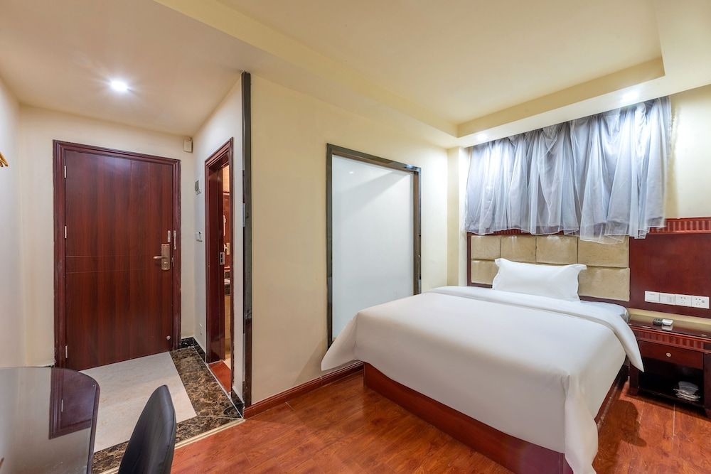 Huahang Hotel - Free airport shuttle bus Economy Single Room 2