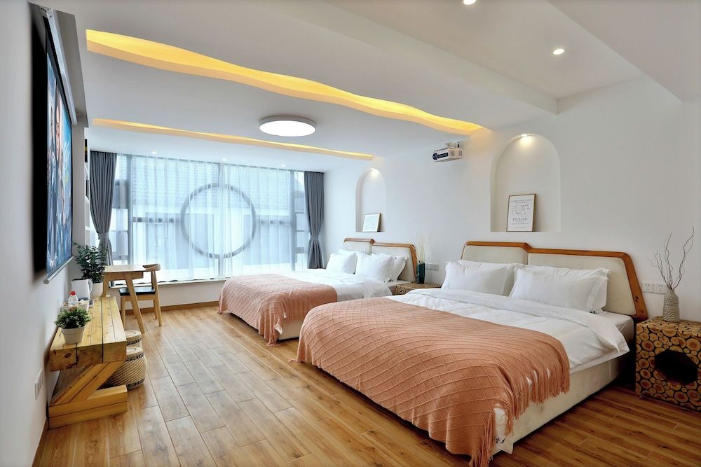 Shanghai Monegative Time Garden Hotel