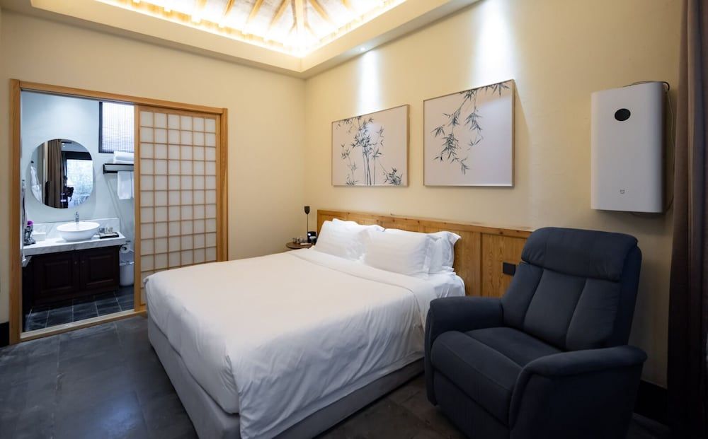 Junior Double Room, Garden View