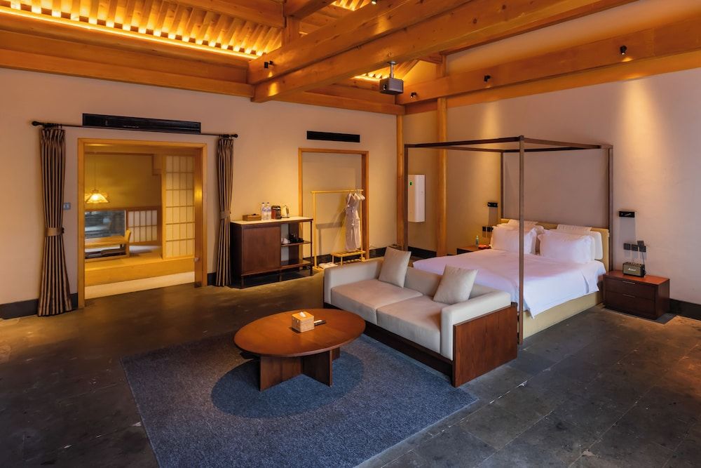 Signature Suite, Garden View