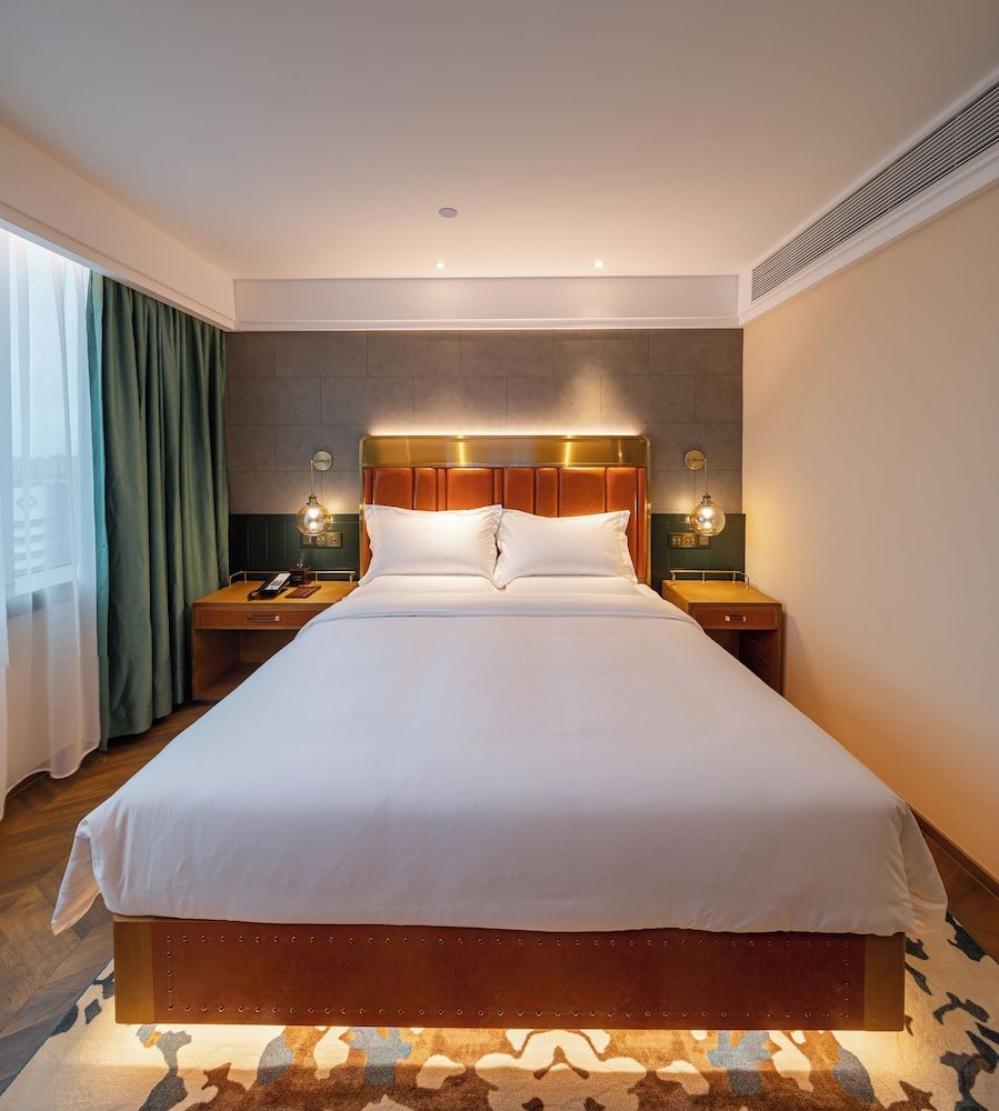 Comfort Double Room, City View