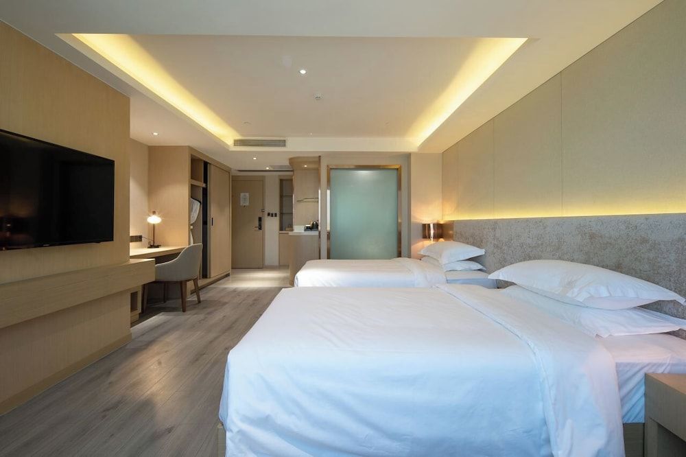 Executive Twin Room, City View