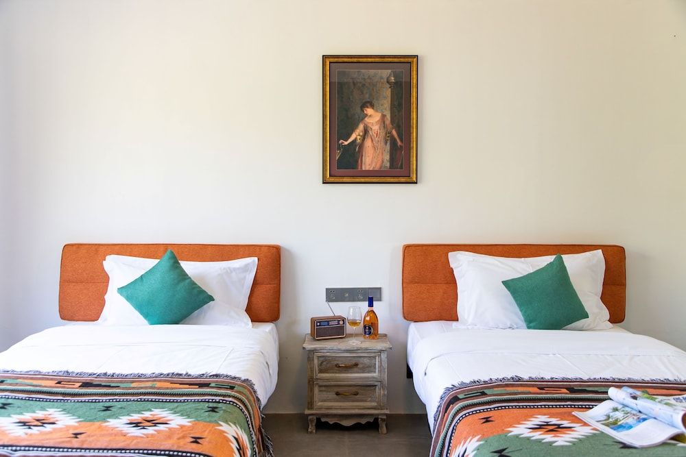 Classic Twin Room