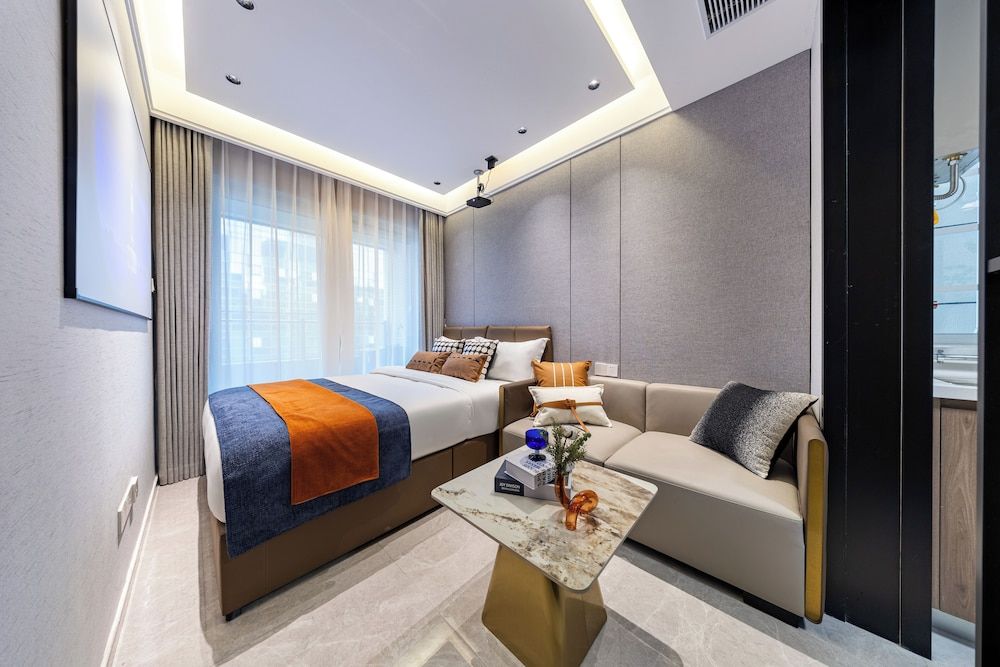 Excellent International Audio-Visual Hotel Apartment Comfort Apartment, 1 Queen Bed, Balcony 2