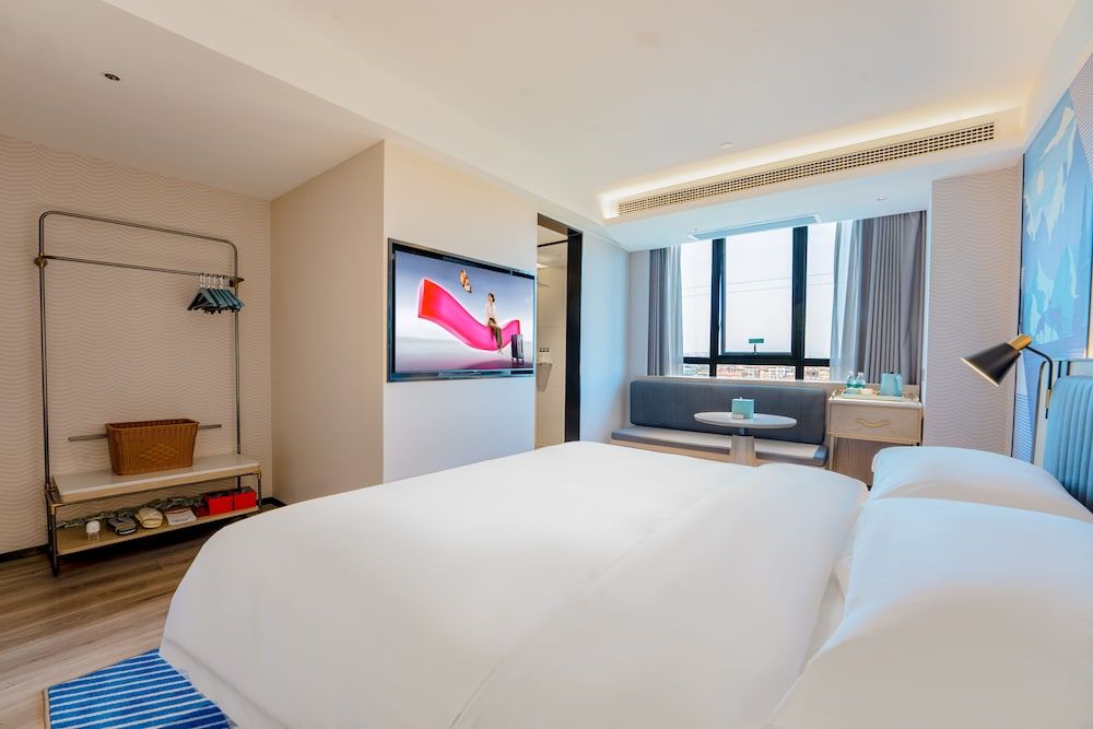 Echarm International Hotel Guangzhou Baiyun International Airport Qingbu Metro Branch - Free Deliver Service to Guangzhou Baiyun International Airport & Free Deliver Service to Canton Fair Complex During Canton Fair Period Comfort Double Room