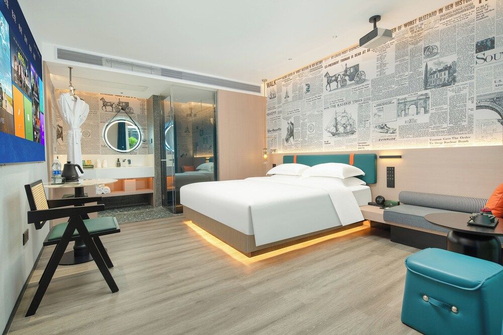 Lan Wan International Hotel Basic Double Room, 1 Queen Bed 4