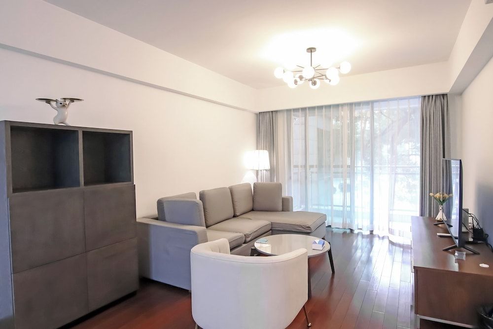 Tyms 2BR Apt Near ITC Xujiahui Line1 11 Condo, City View 22