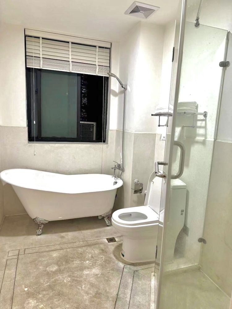 ZHome - HaiQi Garden - Four Bedroom Superior Apartment, City View 11