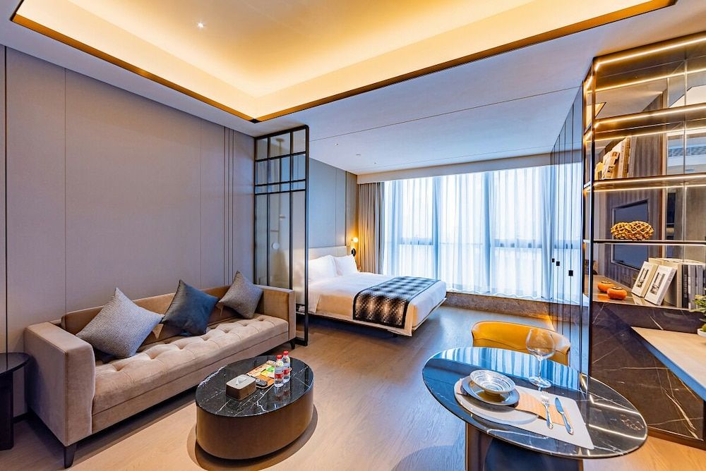 J Residence Comfort Double Room Single Use, City View 6