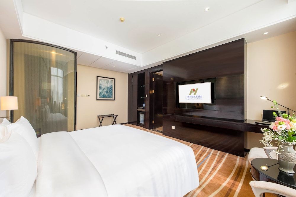 Luxury Single Room, City View