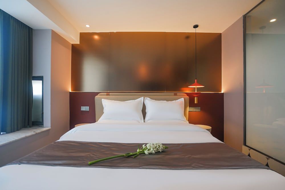 Modern Space Hotel Guangzhou Nansha Line4 STN Business Room 2