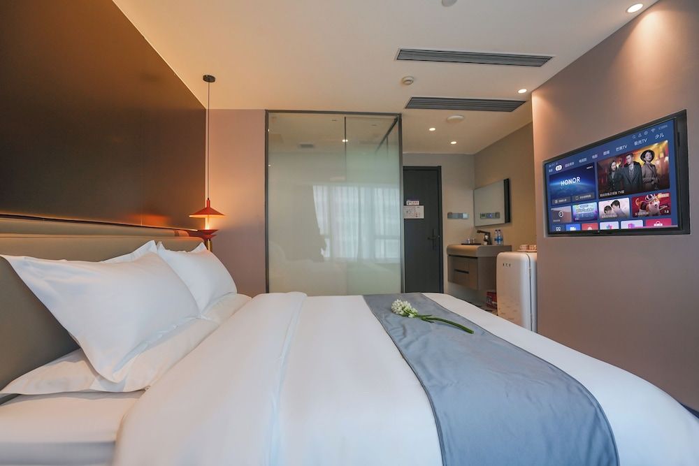 Modern Space Hotel Guangzhou Nansha Line4 STN Business Room 3