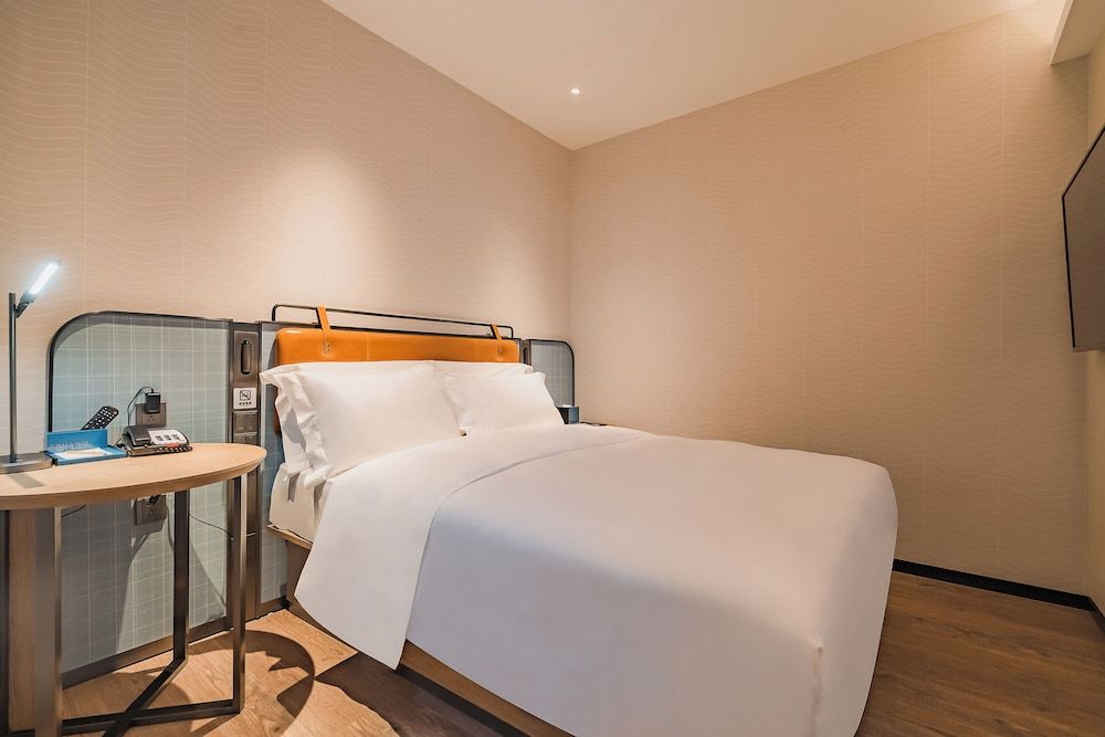 Echarm International Hotel Guangzhou South Railway Station Zhongcun Metro Station Branch Comfort Double Room 2