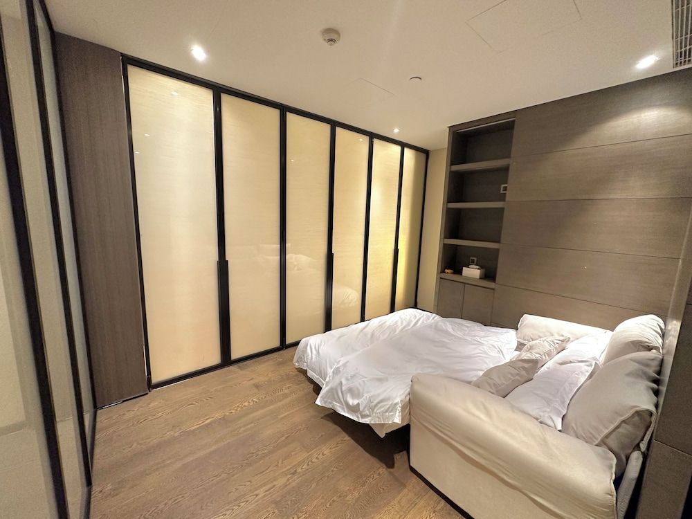 ZHome Deplex luxury apartment Luxury Apartment, Canal View 18