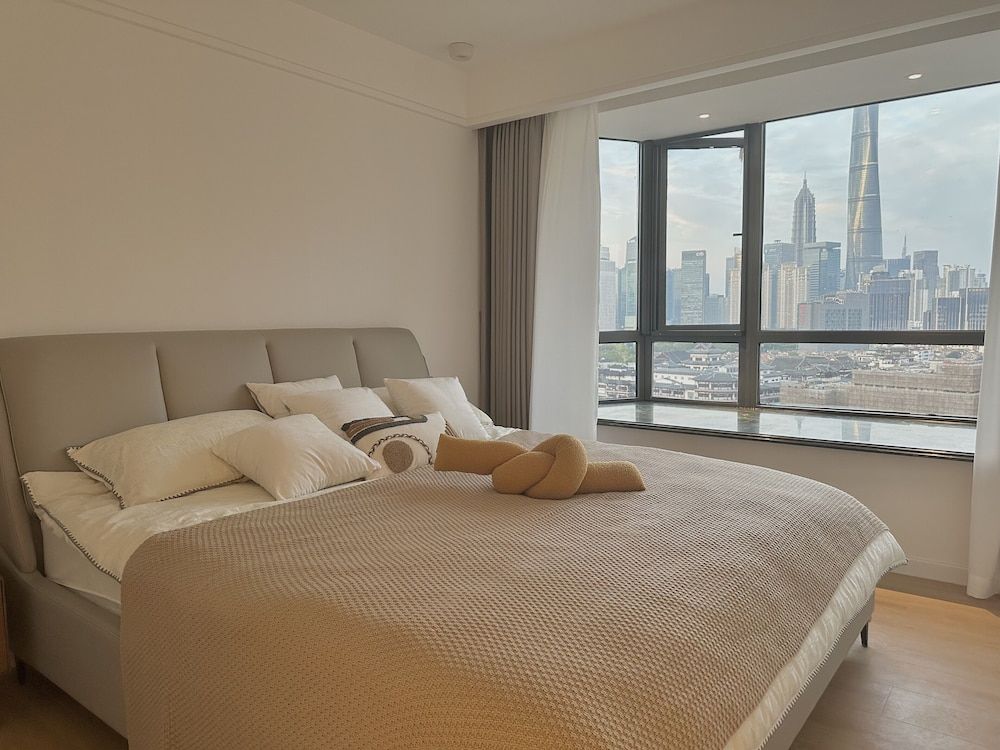 Zhome- Sun Garden2- Near the Bund Apartment, City View