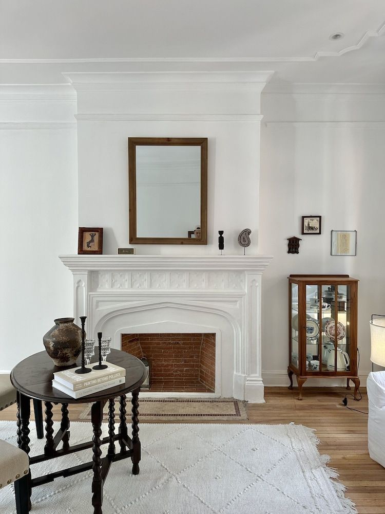 Shanghai Hills& Art Suite 17 Classic Condo, City View 12