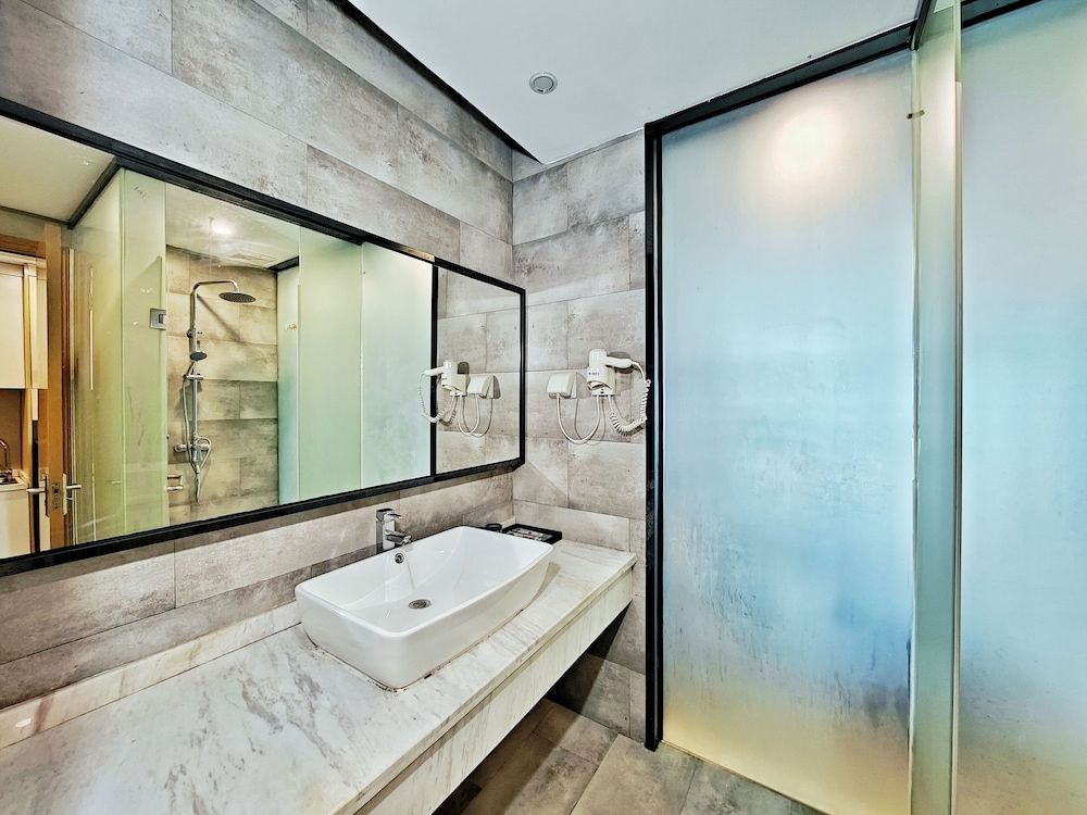 YUMI Comfort Double Room 9