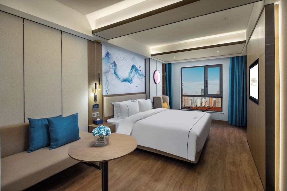 Bund Landscape Executive King Room