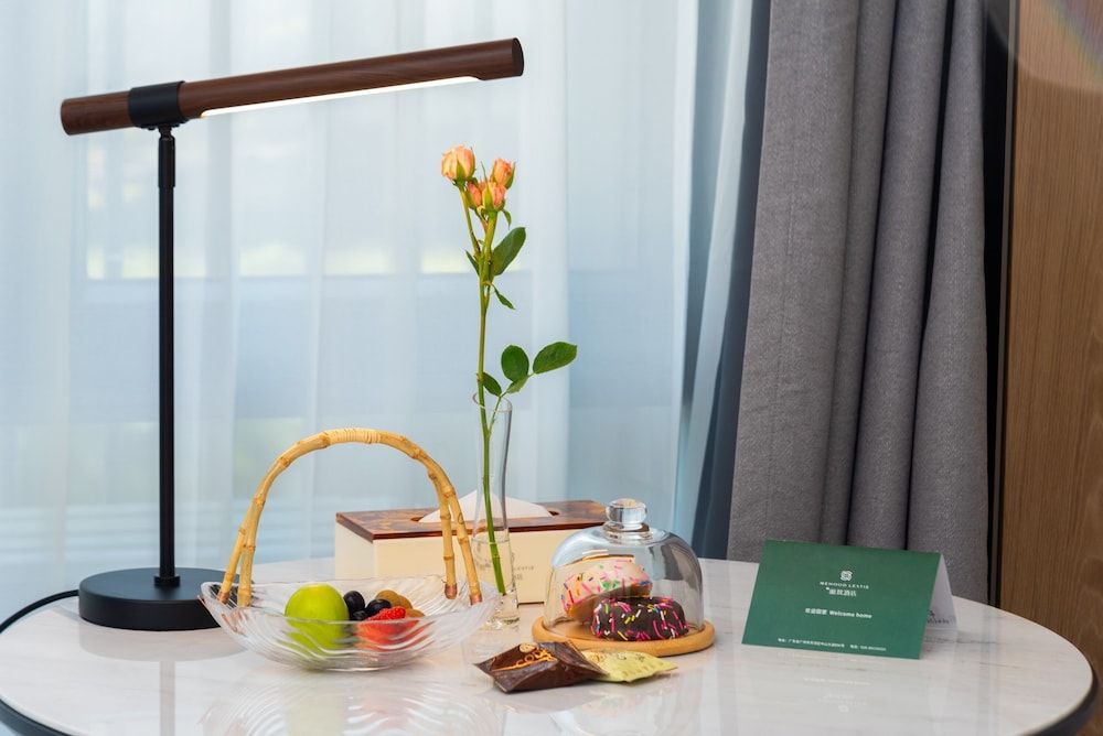 Mehood Lestie Hotel Pazhou Convention and Exhibition Center Branch - Free Shuttle Bus to Canton Fair Complex During Canton Fair Period Superior Double Room, City View 5