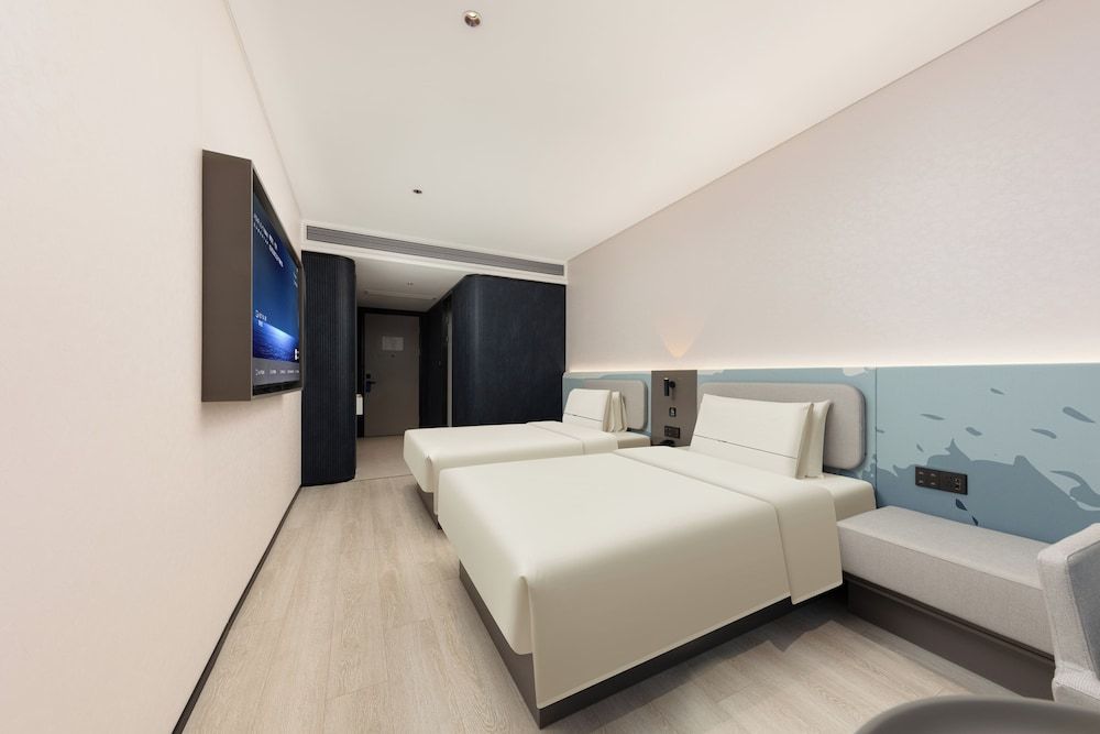 Standard Double Room, Housekeeping