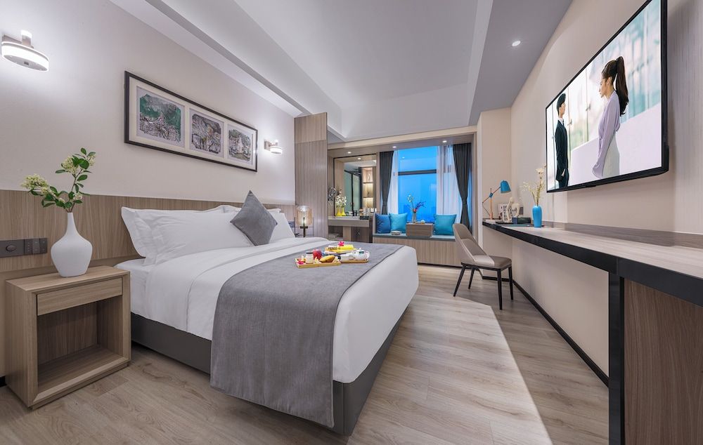 Business Double Room, City View