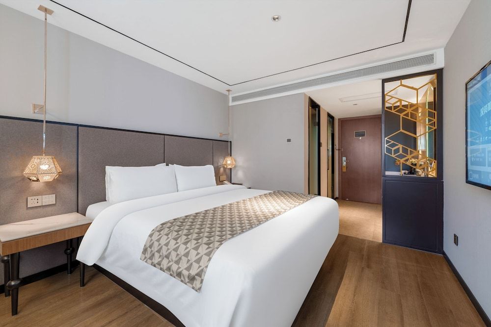 Business Single Room, City View
