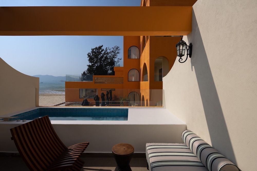 Casa Paramita spa boutique hotel Superior Double Room, Sea View 6