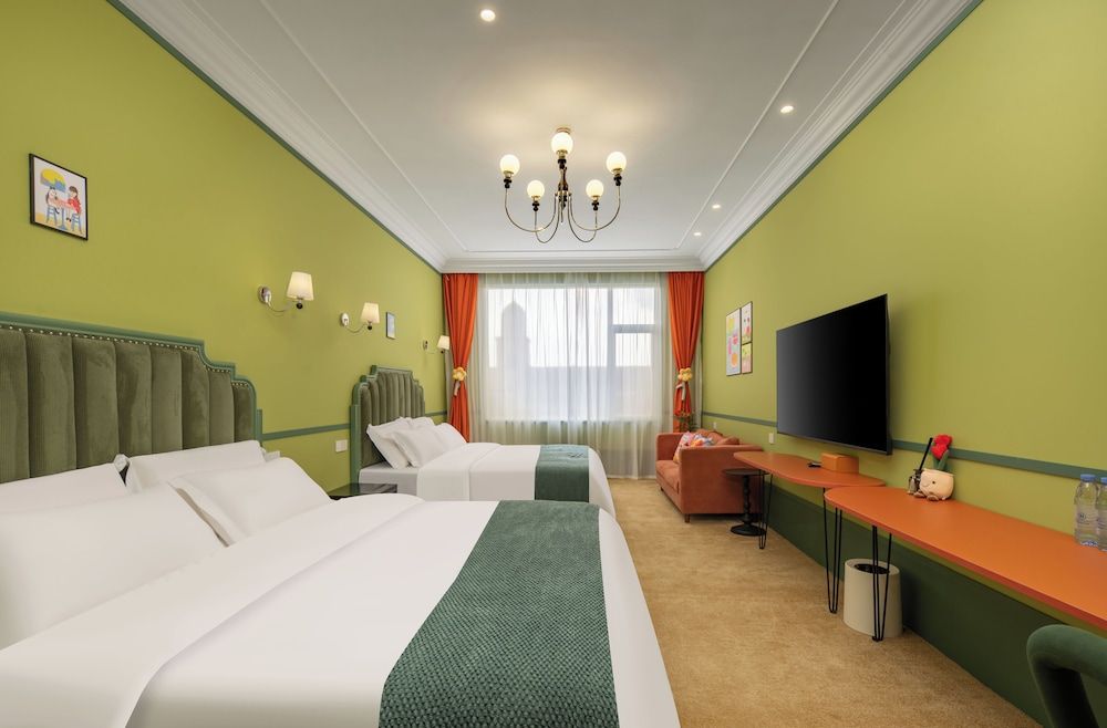 Deluxe Twin Room, City View