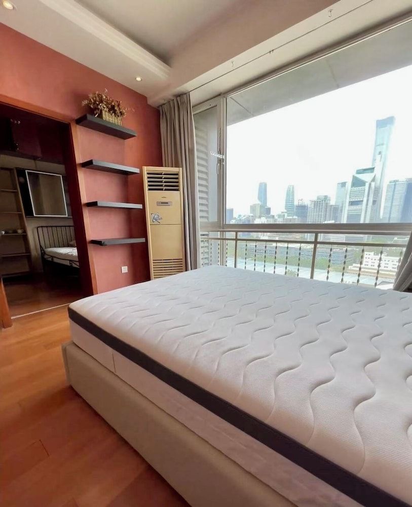 Economy Quadruple Room, City View