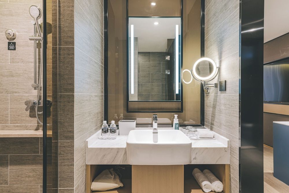 Shanghai Atour Hotel On The Bund-People Double Room 2