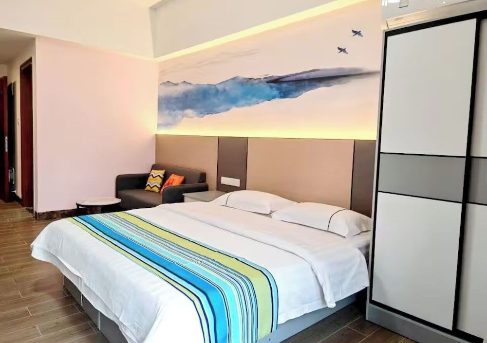 Classic Double Room, Balcony, Park View