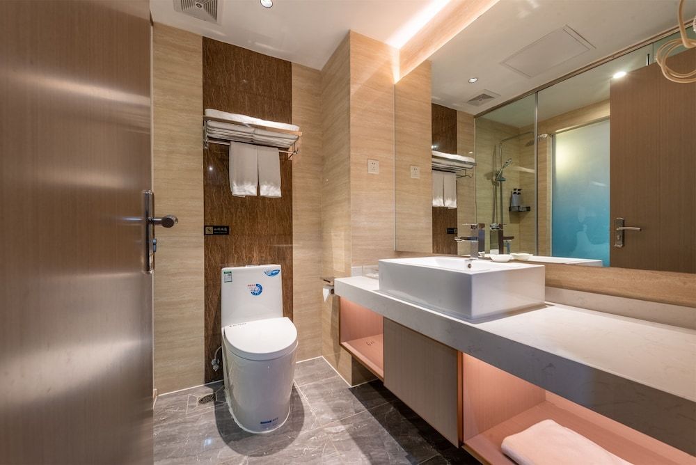 Calvin International Guangzhou Sanyuanli Superior Single Room, No Windows 5