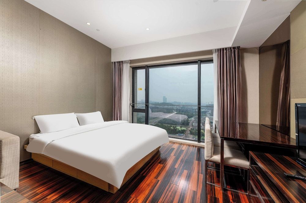 Guangzhou Baogeli Service Apartment Luxury Suite 2