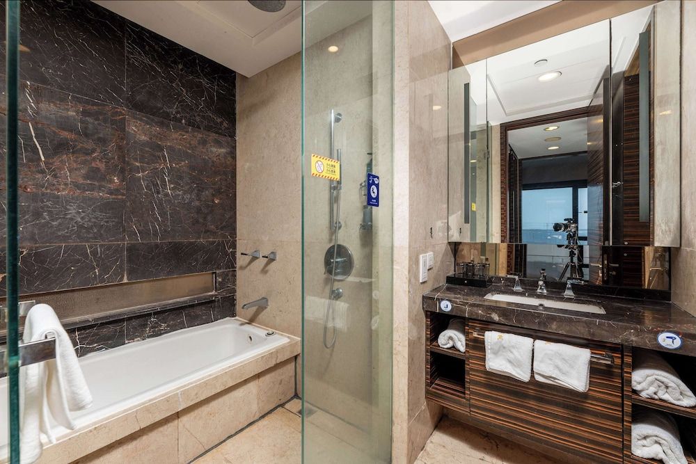 Guangzhou Baogeli Service Apartment Luxury Suite 6