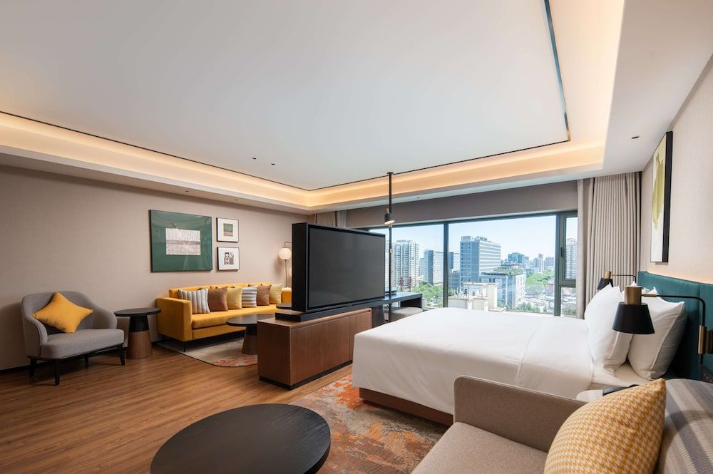 Premium Room, 1 King Bed