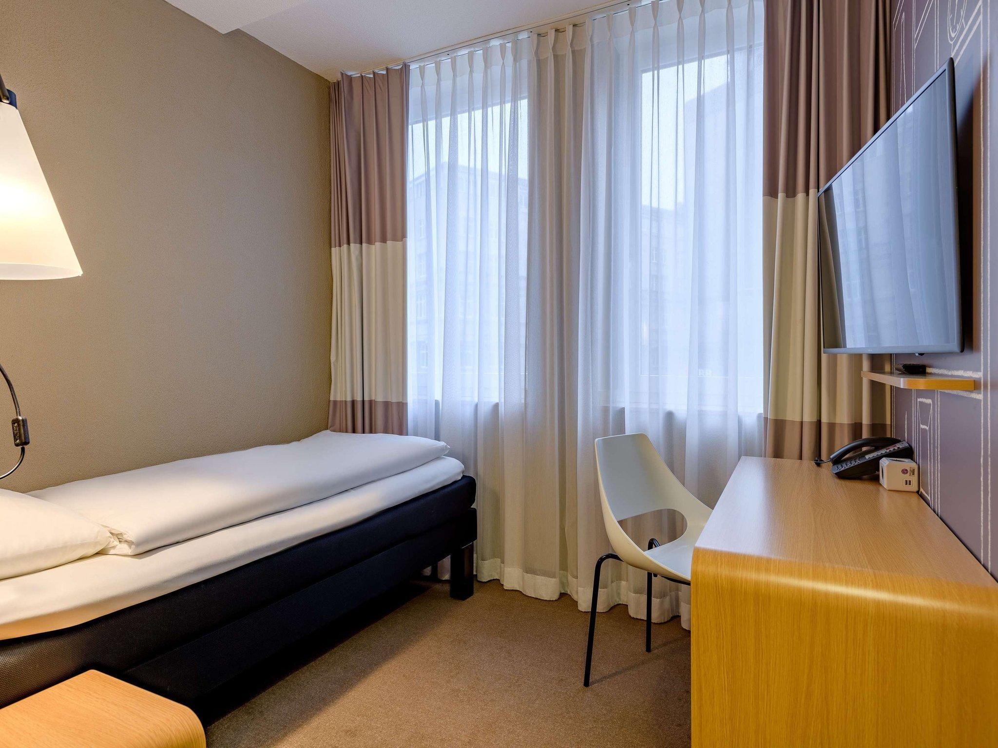 Standard Room with 1 single bed