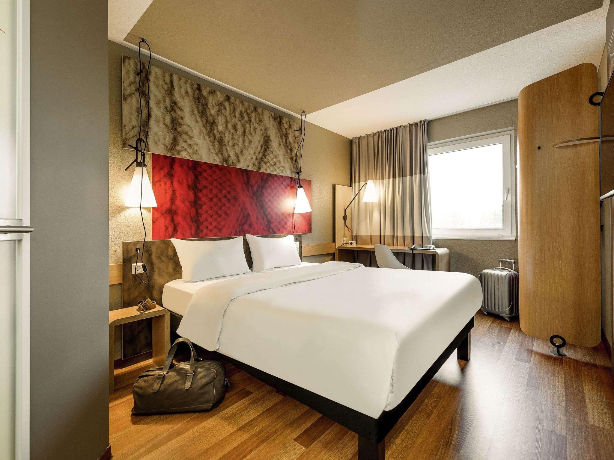 Standard Room with One Double Bed