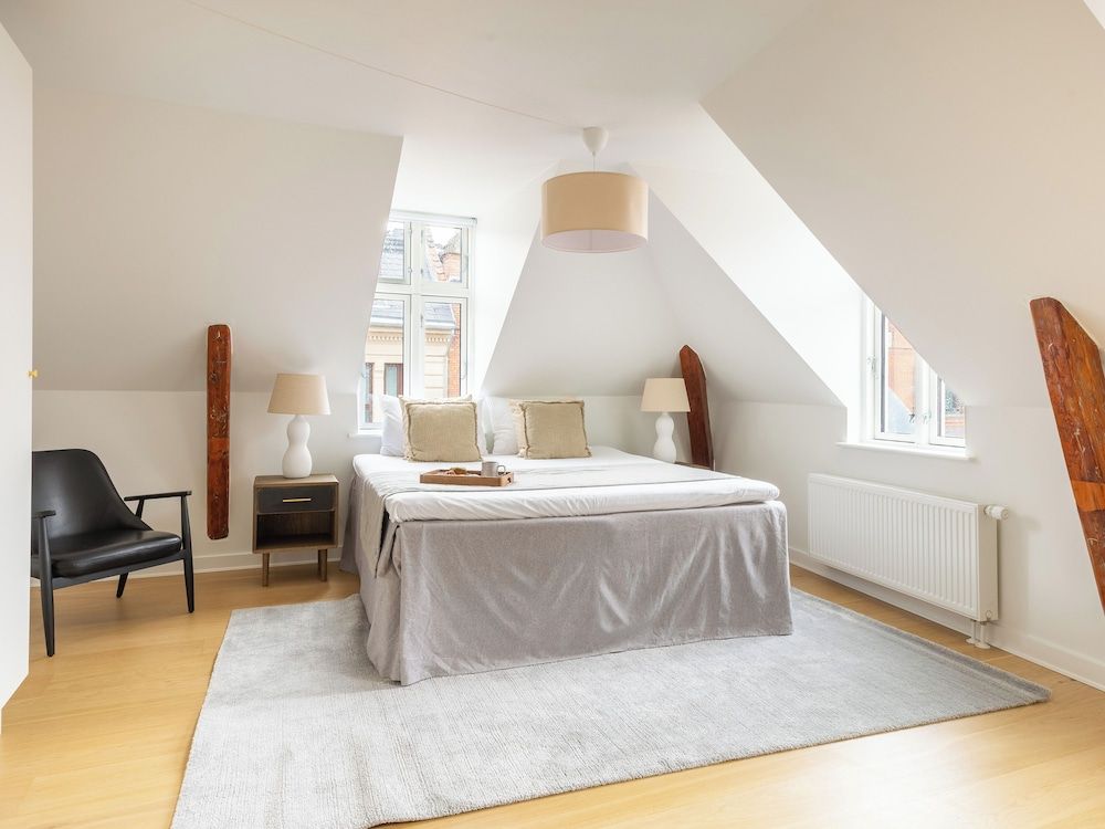 Apartment, 2 Bedrooms, Terrace, City View