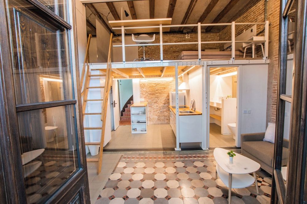Loft, City View