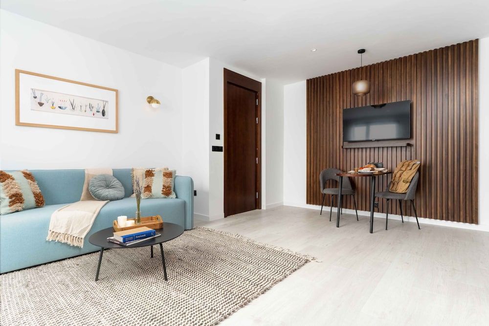 master La Rambla Interior One bedroom apartment 12
