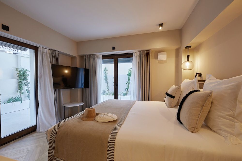 Belle Marivent Petit Hotel Junior Suite, Patio