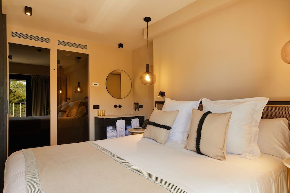 Belle Marivent Petit Hotel Junior Suite, Balcony, Partial Sea View 3