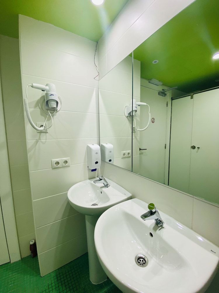 One bed in a Mix Shared Dormitory for maximum 14 people