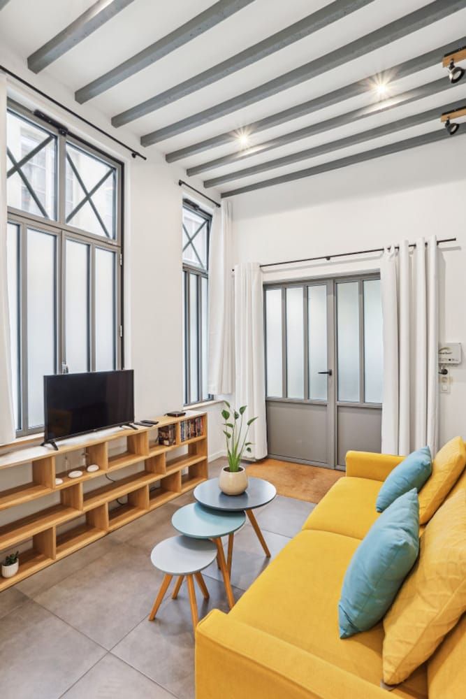 Lavie Maison House in the Marais Family House 10